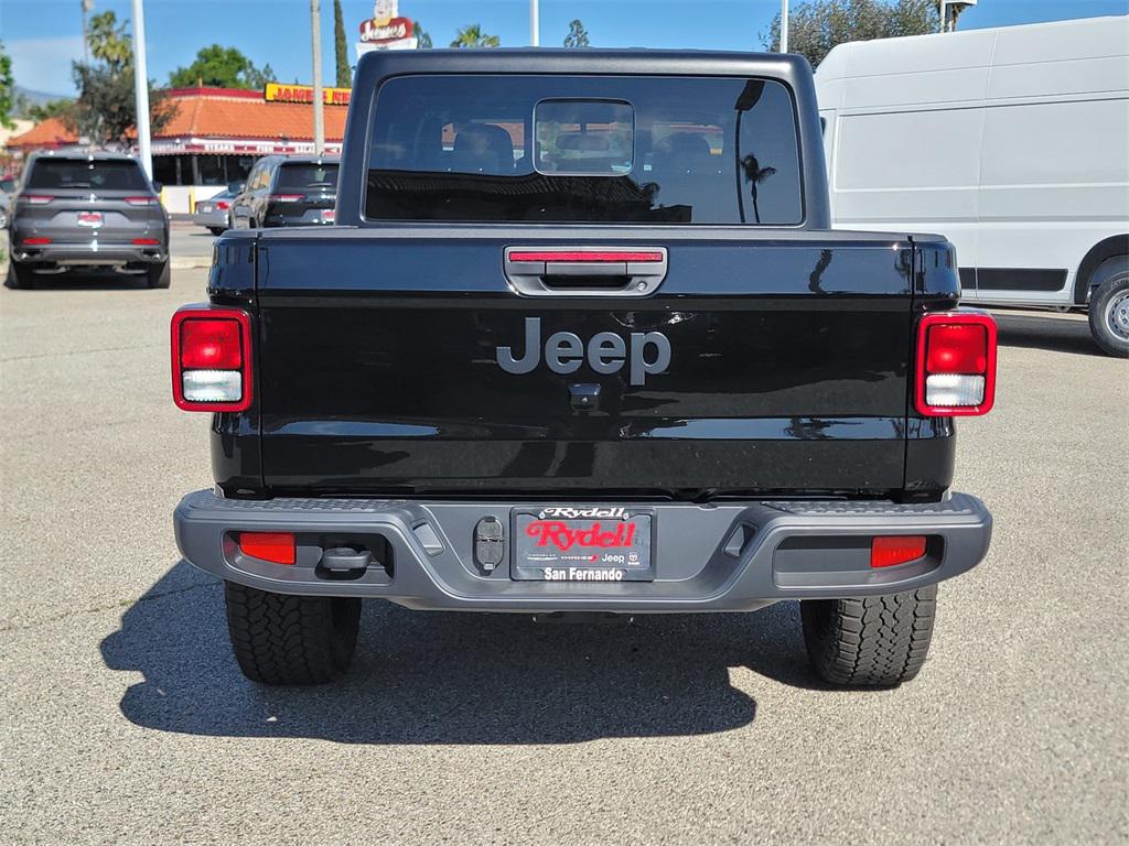 2025 Jeep Gladiator Sport photo 5