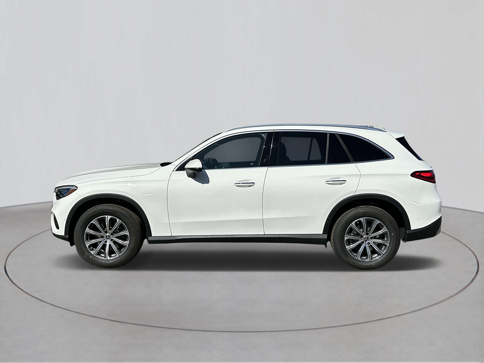 2025 Mercedes Benz GLC 300 4MATIC photo 2