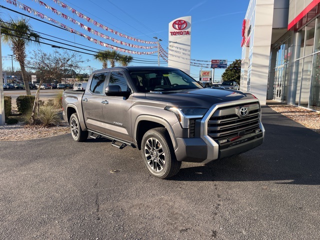 2024 Toyota Tundra Limited's photo