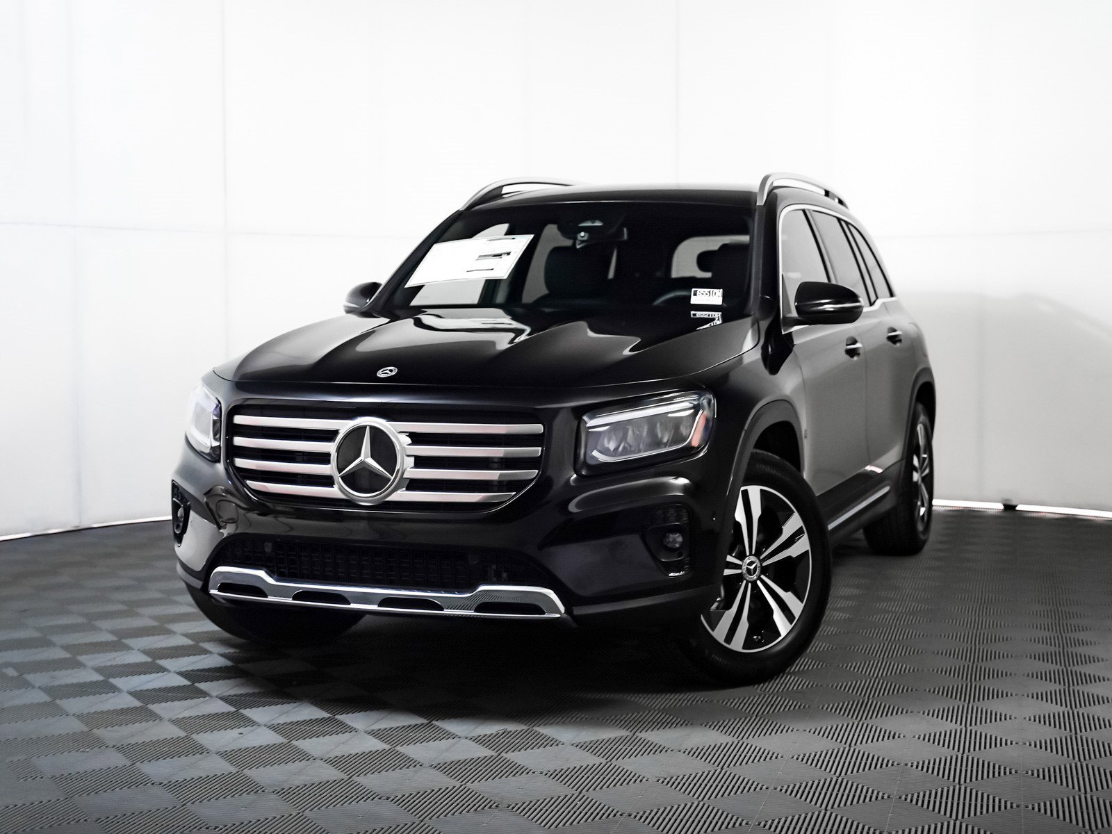 2025 Mercedes-Benz GLB