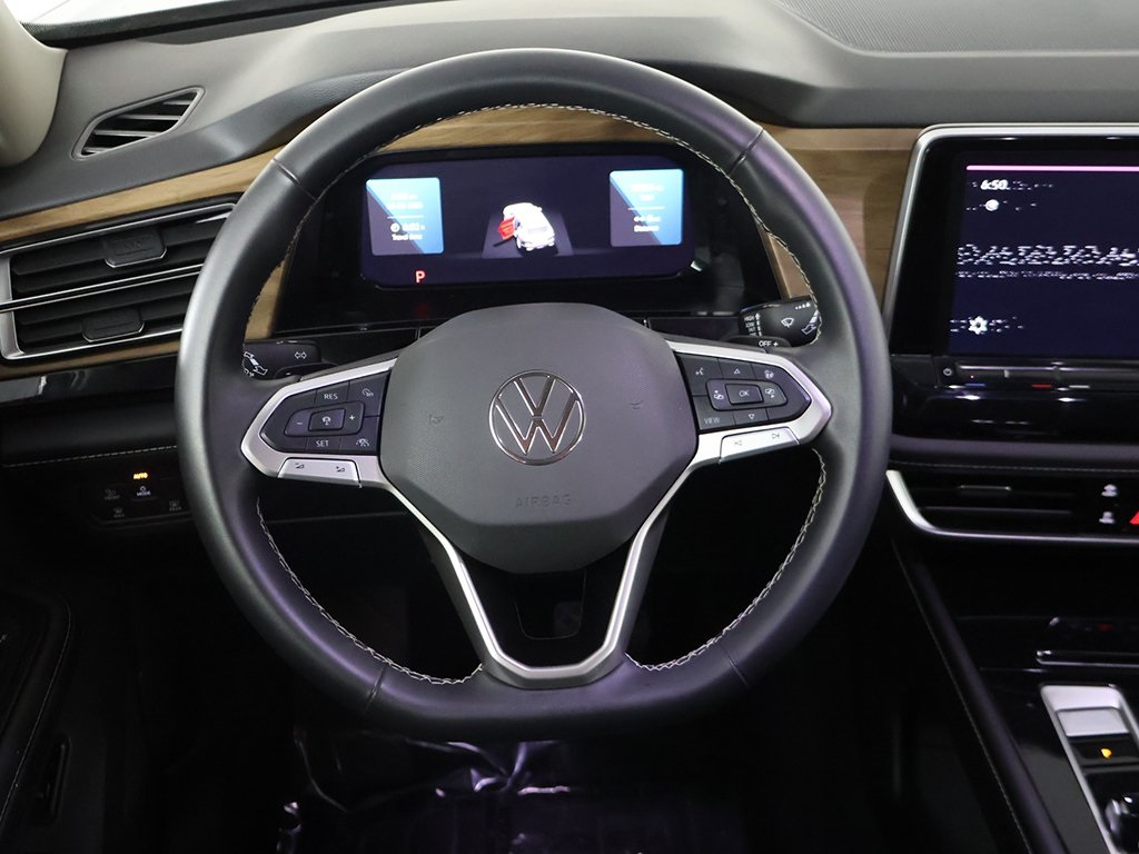 2024 Volkswagen Atlas SE Technology photo 33