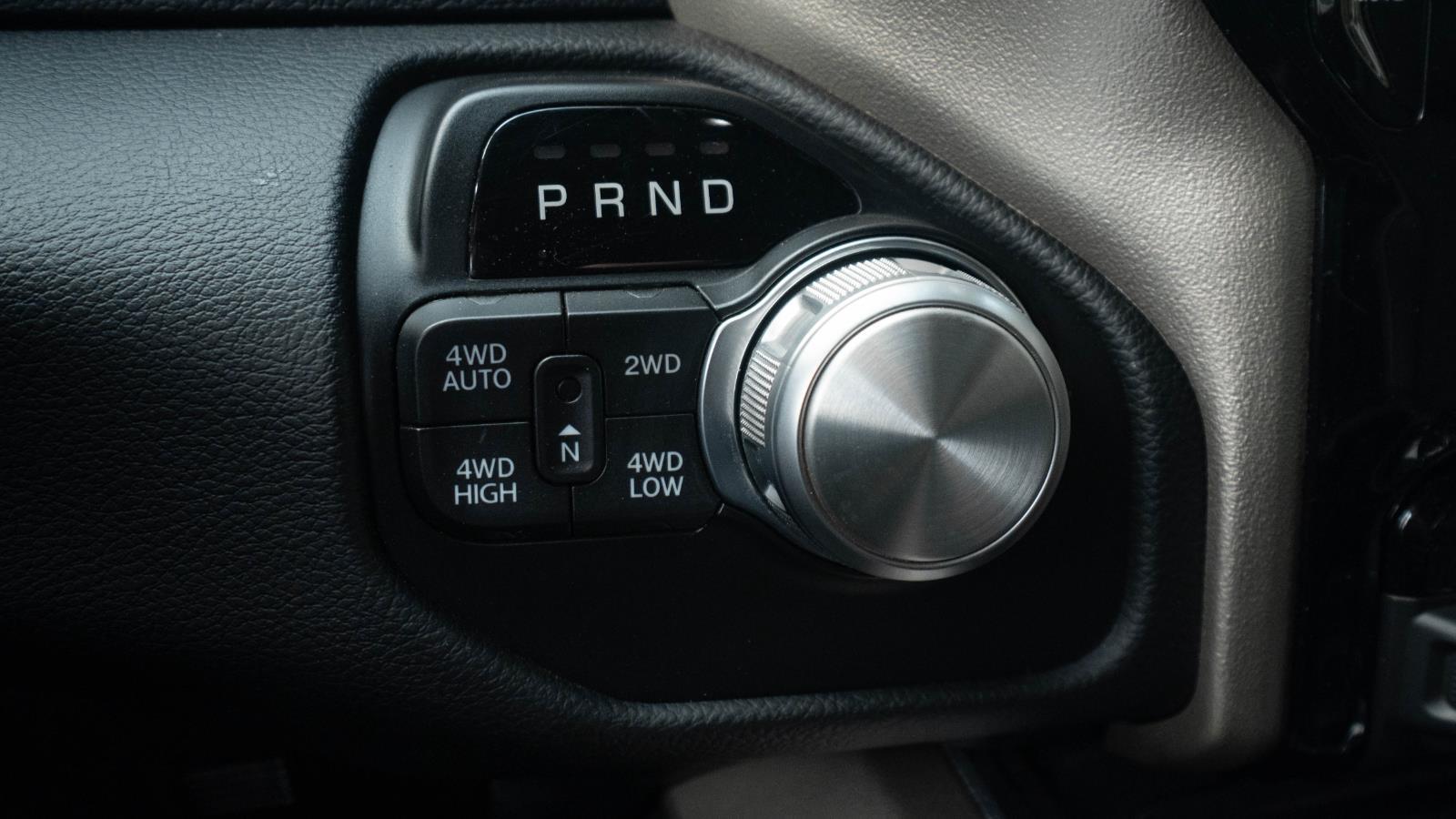 2019 Ram 1500 Laramie photo 17