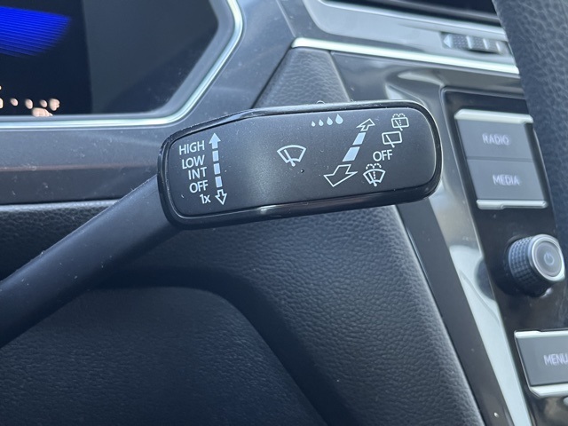 2022 Volkswagen Tiguan S photo 33
