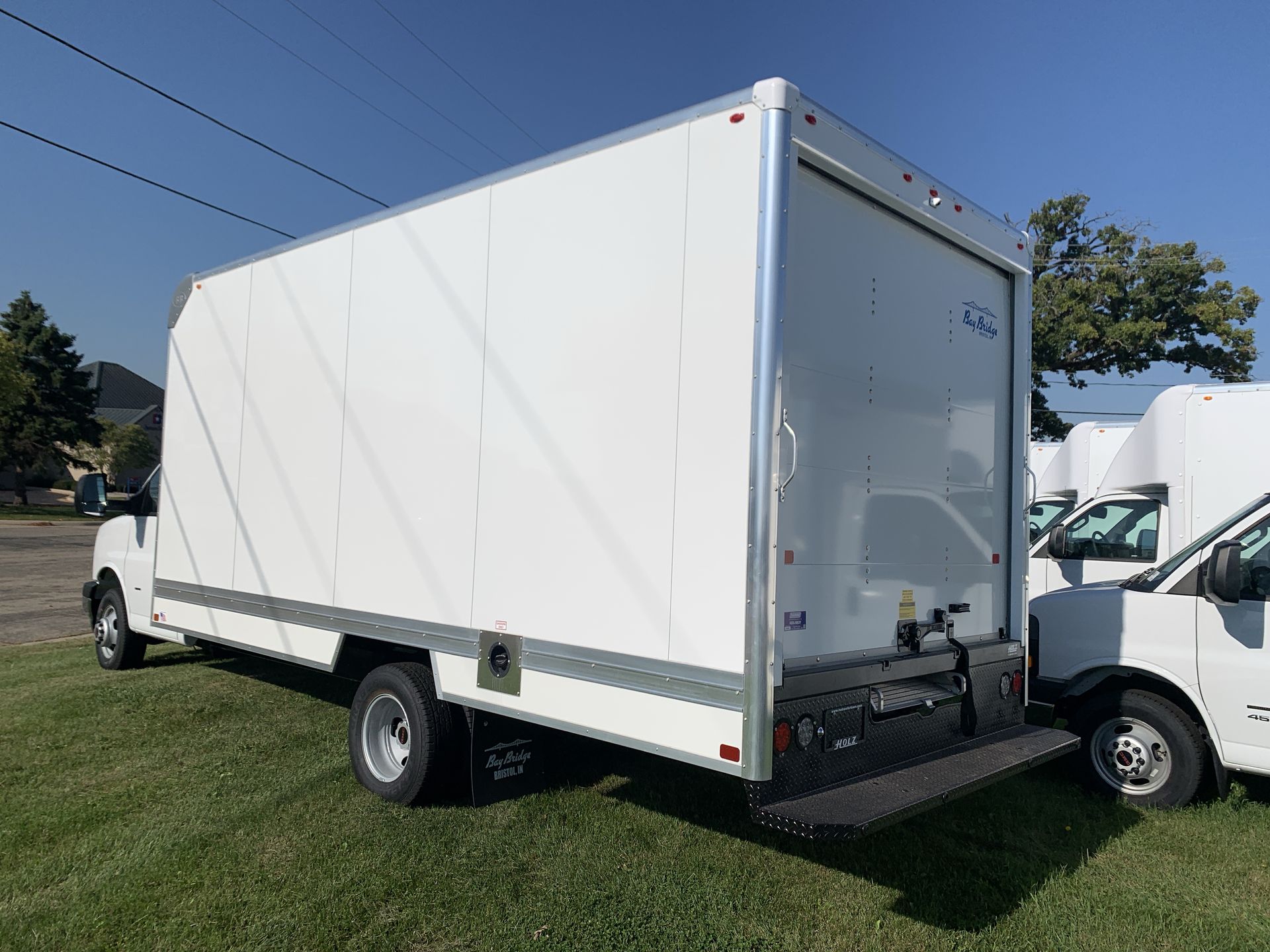 2025 Gmc Savana Cutaway 3500 photo 28