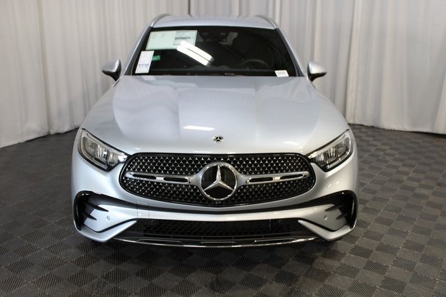 2025 Mercedes Benz GLC 350e 4MATIC photo 2