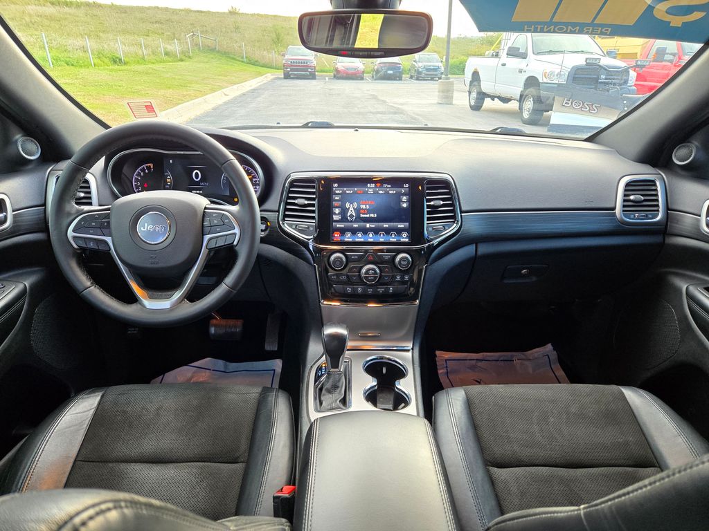 2022 Jeep Cherokee Laredo X photo 12