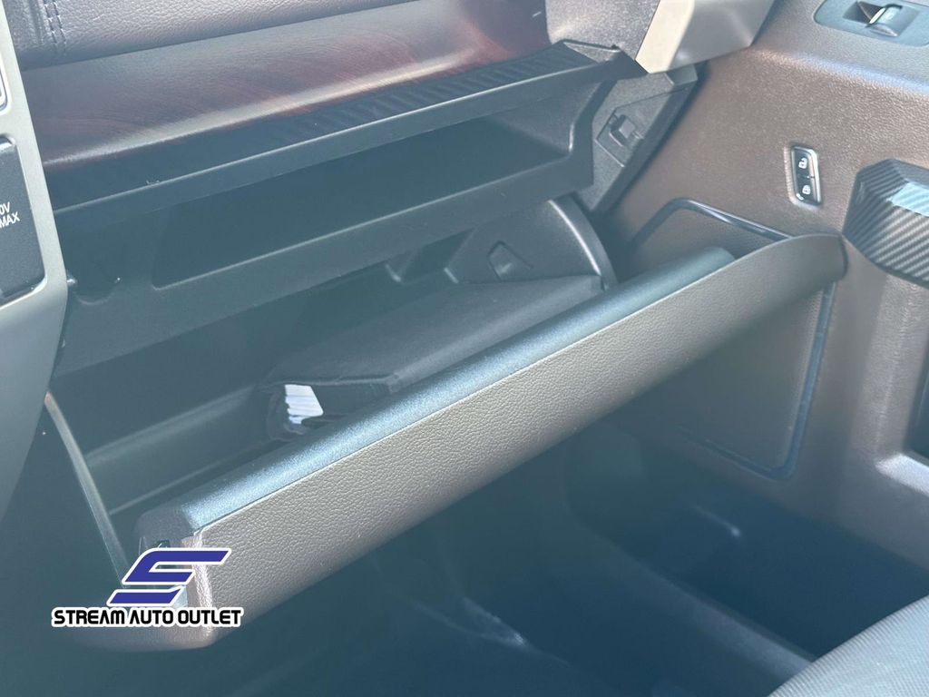 2016 Ford F-150 King Ranch photo 35