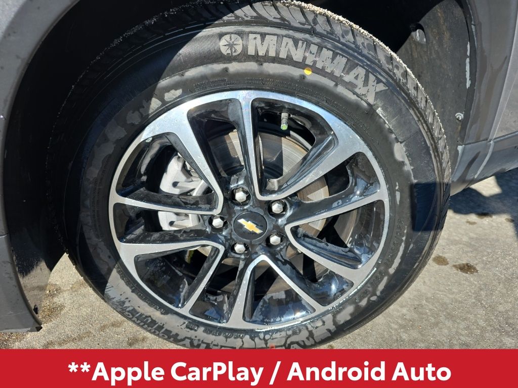 2024 Chevrolet Trailblazer LT photo 2