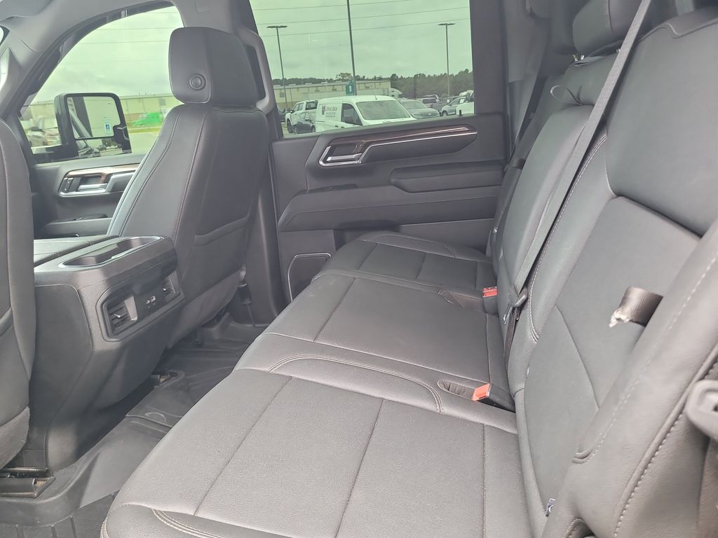 2024 Chevrolet Silverado 3500HD LT photo 24