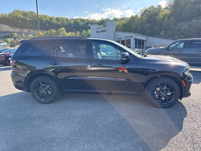2026 Dodge Durango GT Premium photo 2