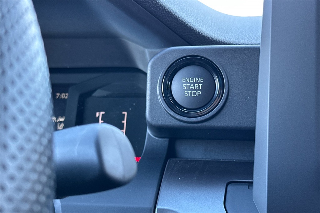 2025 Toyota Tacoma SR5 4x4 Double Cab photo 19