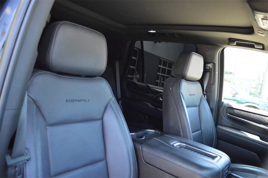 2022 Gmc Yukon Denali photo 9
