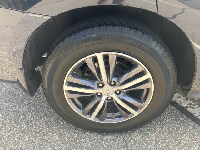 2019 Infiniti QX60 Luxe photo 11
