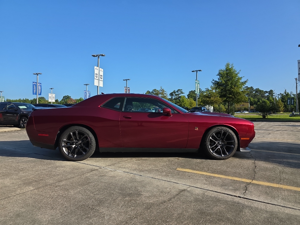 2021 Dodge Challenger R/T Scat Pack photo 10