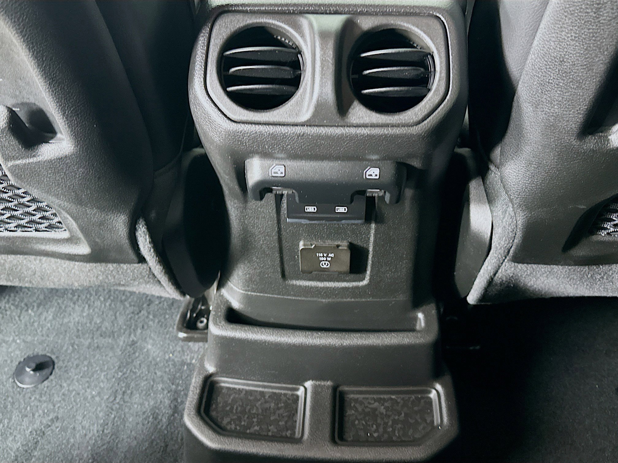 2023 Jeep Wrangler Rubicon photo 32