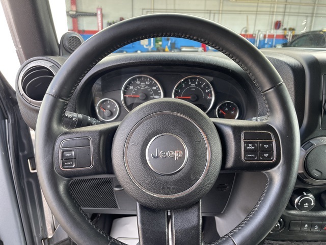 2014 Jeep Wrangler Unlimited Sport photo 2