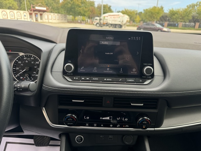 2023 Nissan Rogue SV photo 21