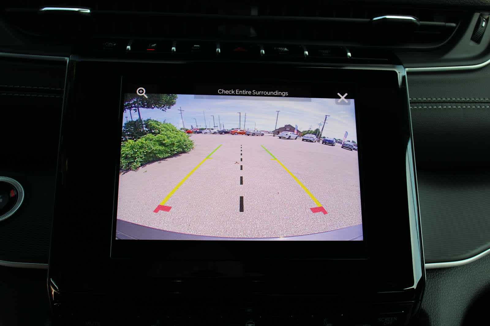 2025 Jeep Grand Cherokee Laredo Altitude photo 22