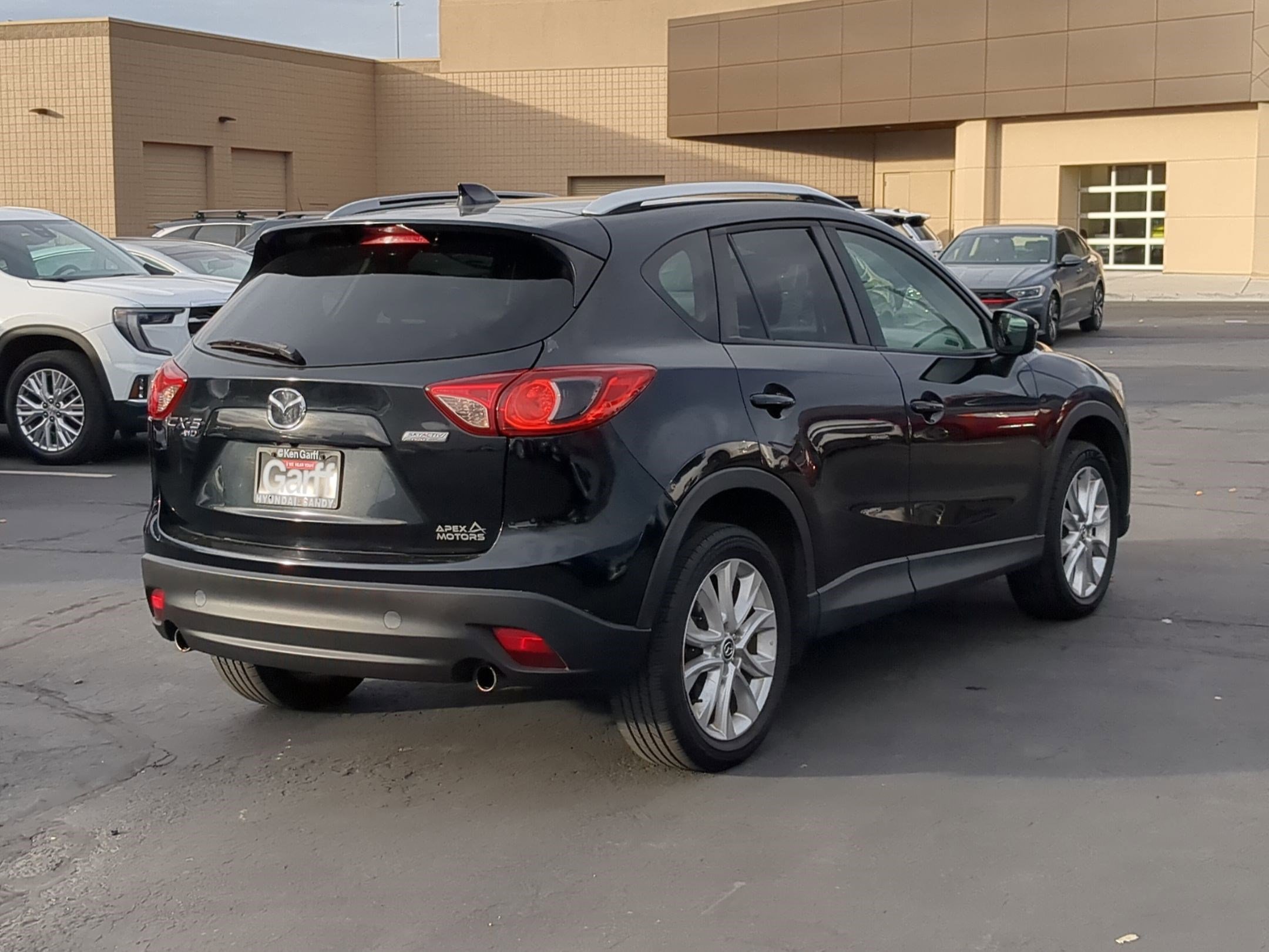 2015 Mazda CX-5 Grand Touring photo 3