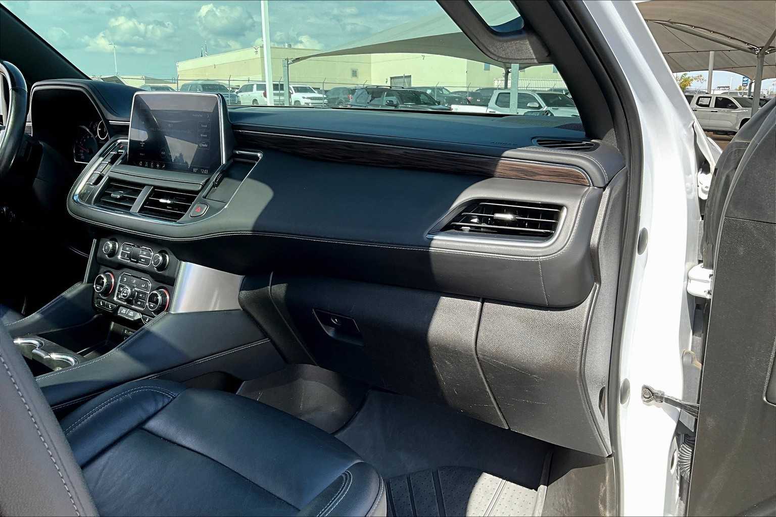 2021 Chevrolet Tahoe Z71 photo 17