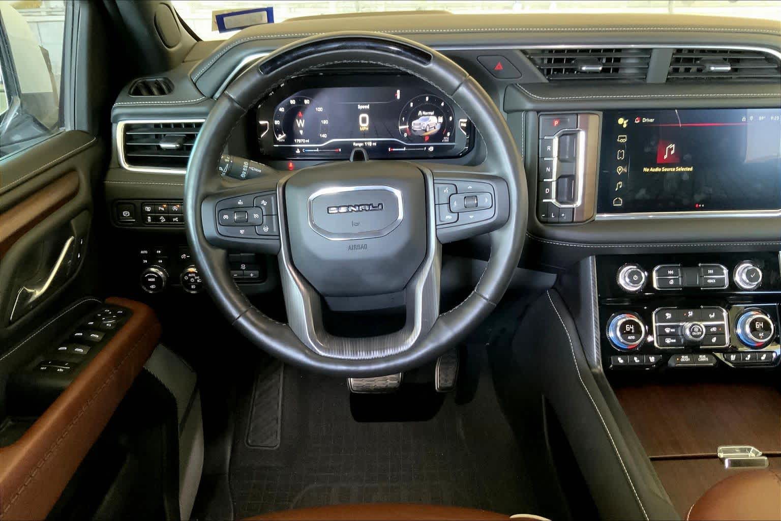 2023 Gmc Yukon Denali Ultimate photo 4