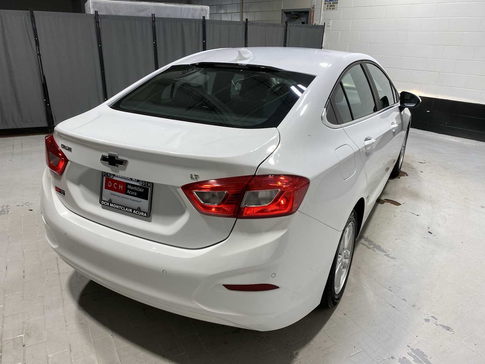 2017 Chevrolet Cruze LT photo 22