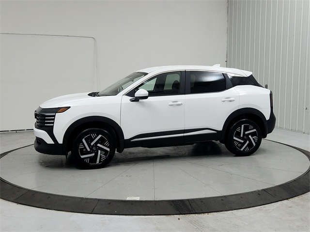 2025 Nissan Kicks SV photo 3