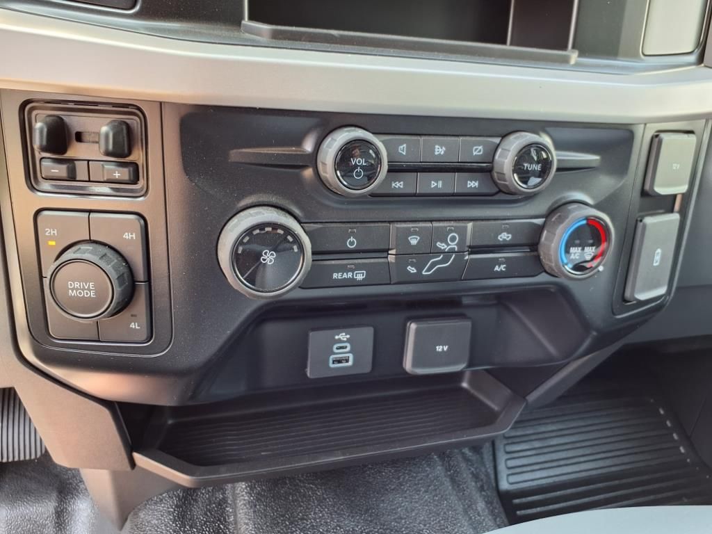 2024 Ford F-350 XL photo 16