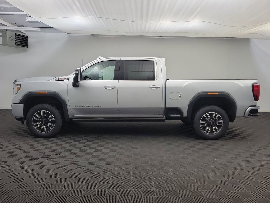 2022 Gmc Sierra 2500 Denali photo 2