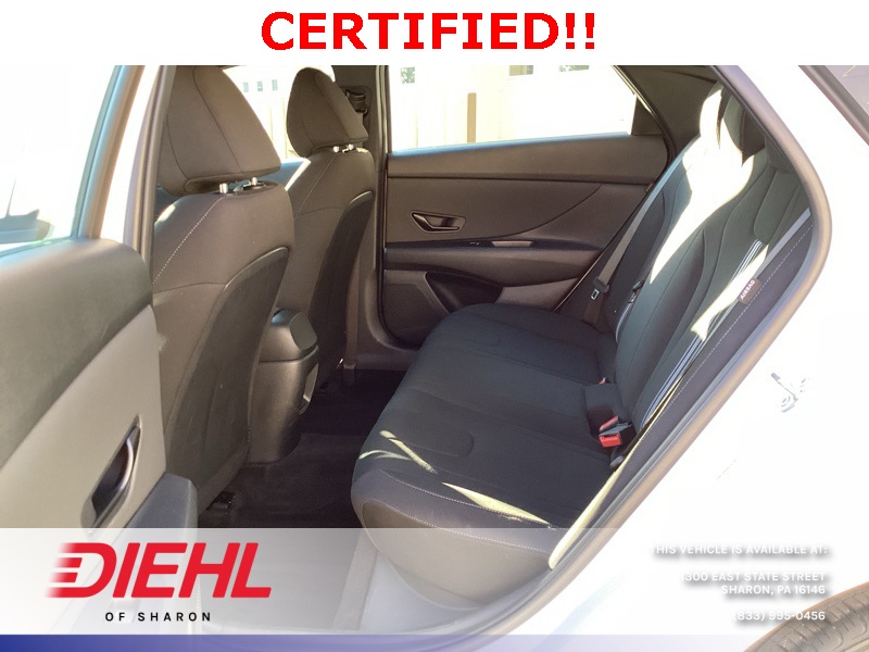 2025 Hyundai Elantra SEL Sport photo 17