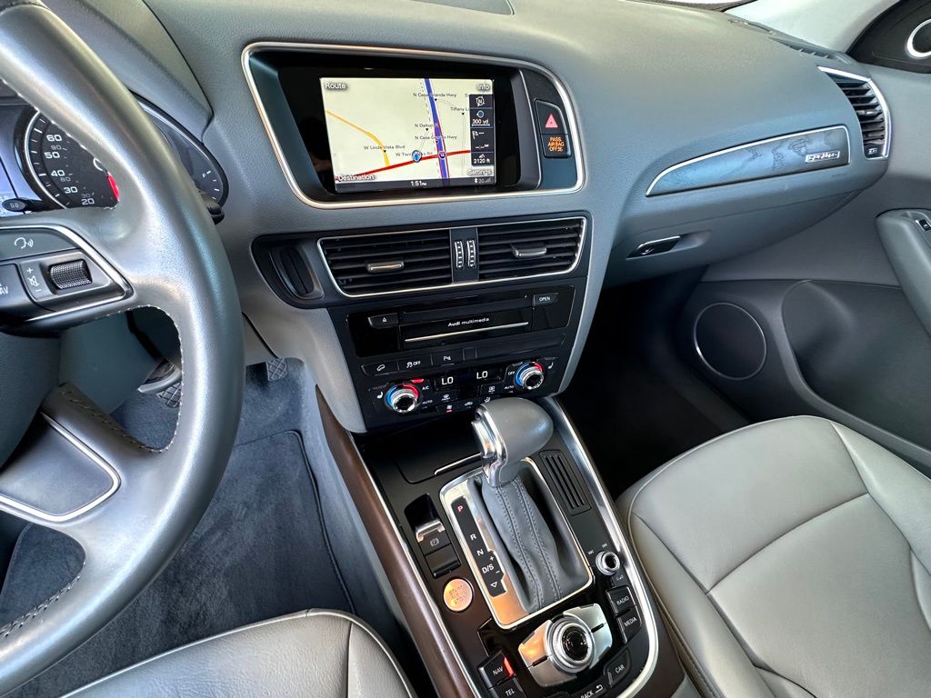 2015 Audi Q5 2.0T Premium Plus photo 14