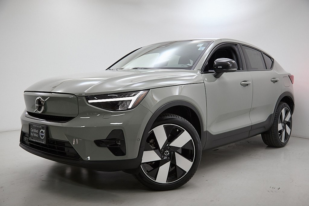 2023 VOLVO C40 - Image 1