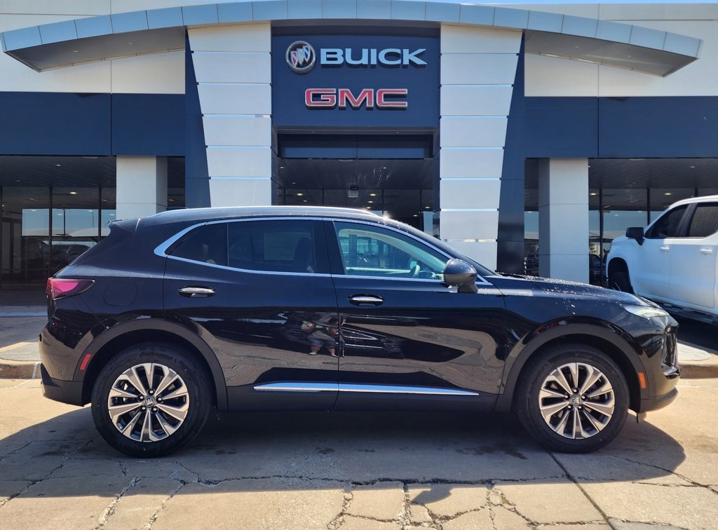 2025 Buick Envision Preferred photo 3