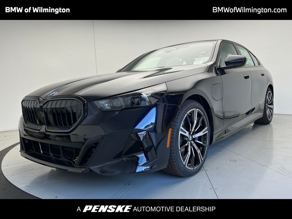 2026 BMW 5 Series 550e's photo