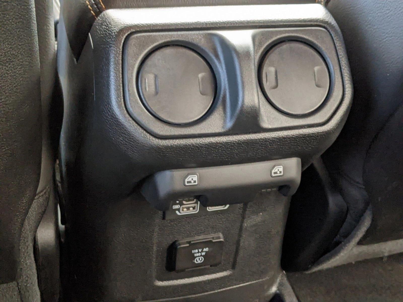 2024 Jeep Wrangler Sahara photo 20