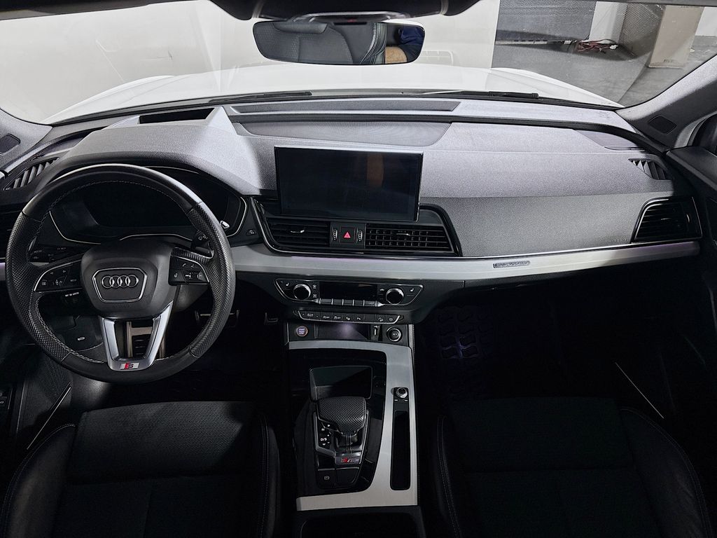 2021 Audi SQ5 Prestige photo 8