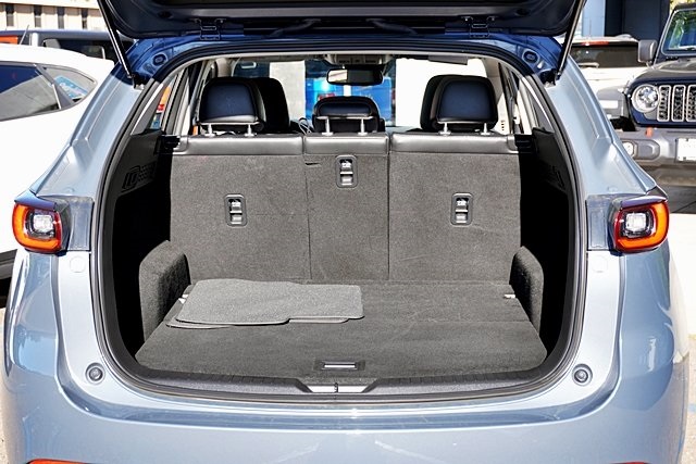 Used 2023 Gray Mazda 2.5 S Carbon Edition image 12