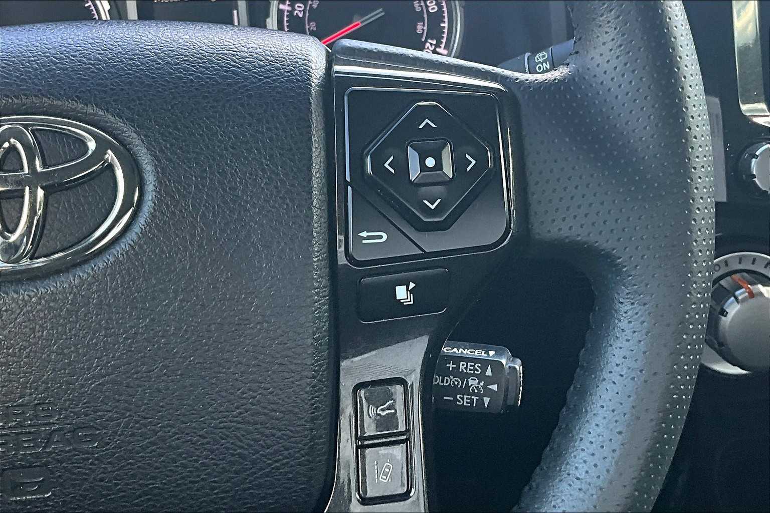 2024 Toyota 4Runner TRD 4WD photo 22