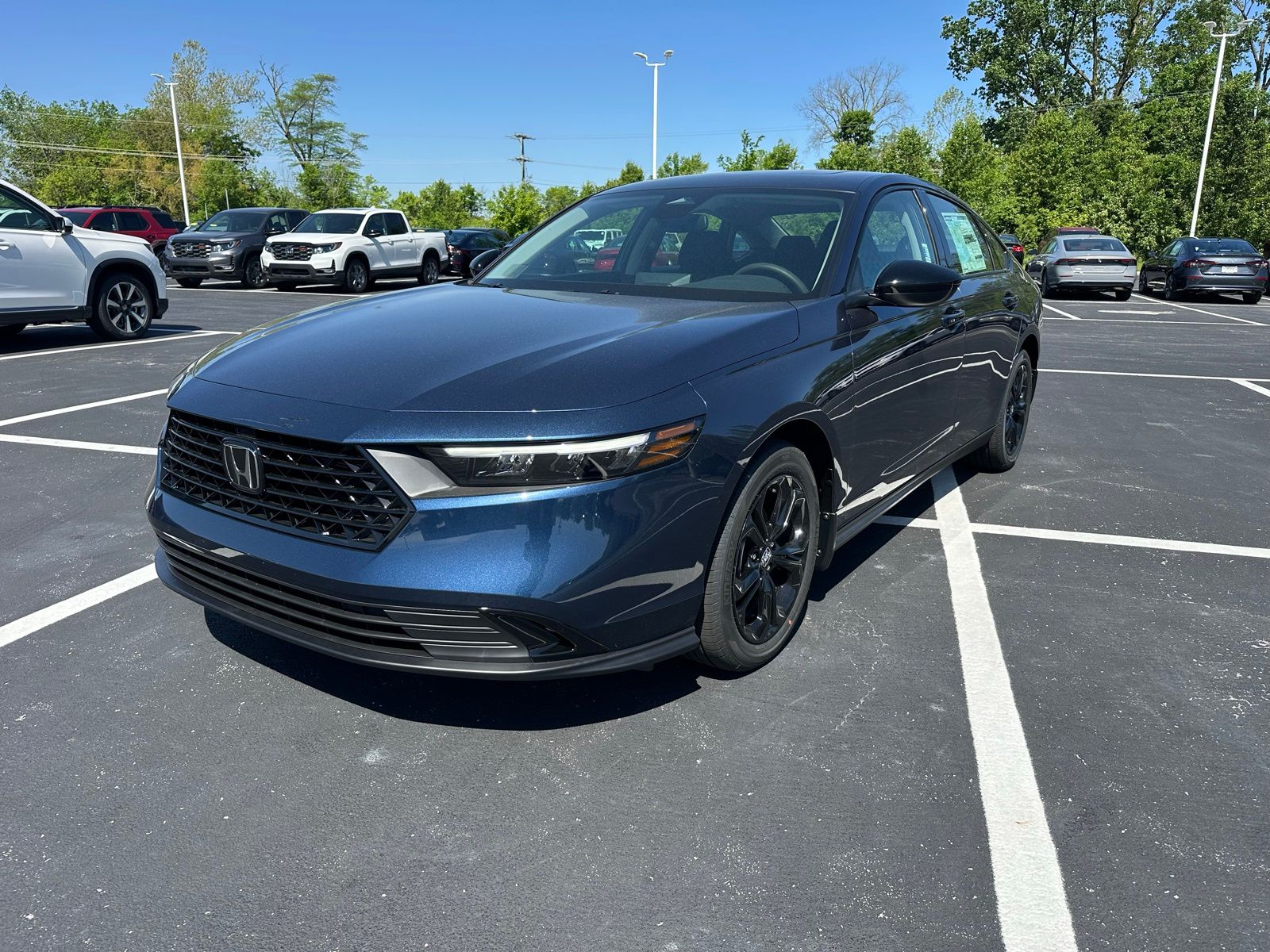 2025 Honda Accord SE's photo