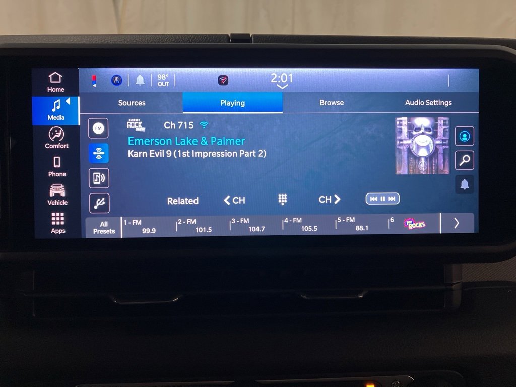 2025 Jeep Wrangler Sport photo 4