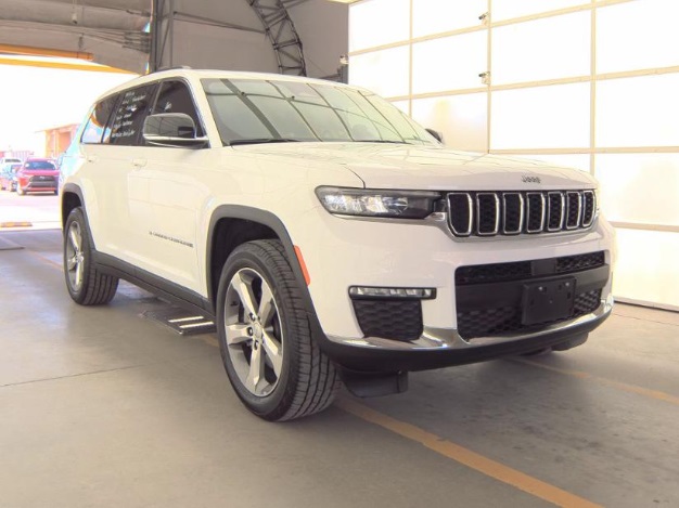 Used 2021 Jeep Grand Cherokee L Limited with VIN 1C4RJKBG4M8206911 for sale in Kansas City
