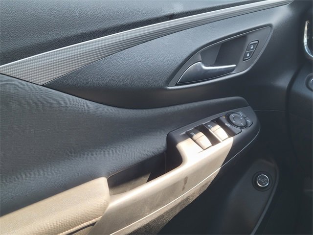 2025 Buick Envista Avenir photo 2
