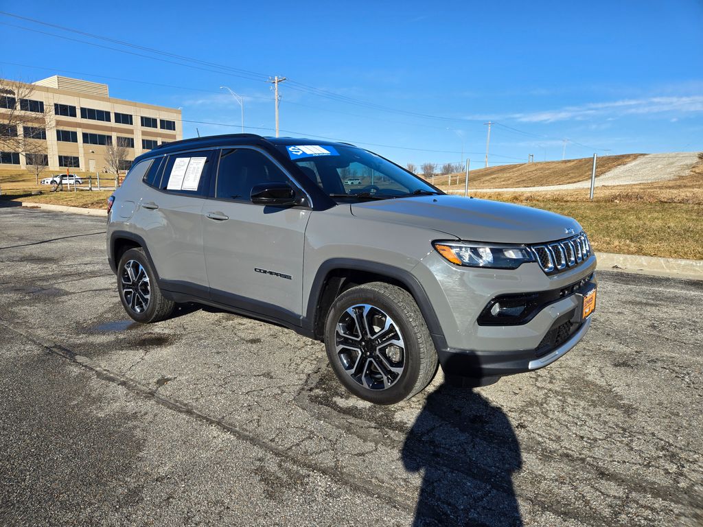 2023 Jeep Compass Limited's photo