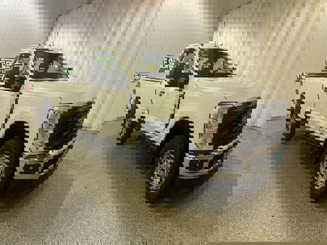 2026 Ford F-350 Super Duty XL's photo