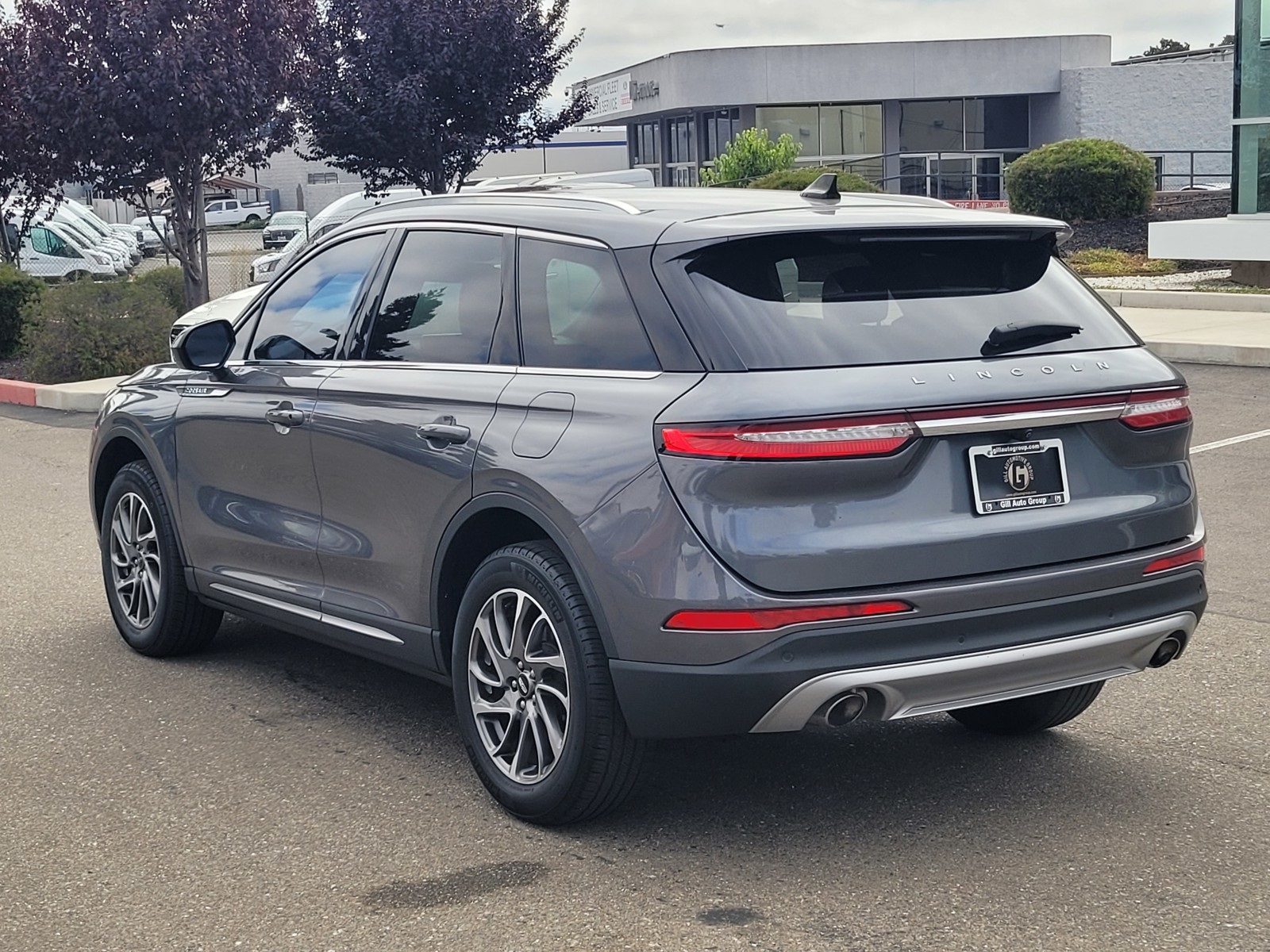 2022 Lincoln Corsair Standard photo 6
