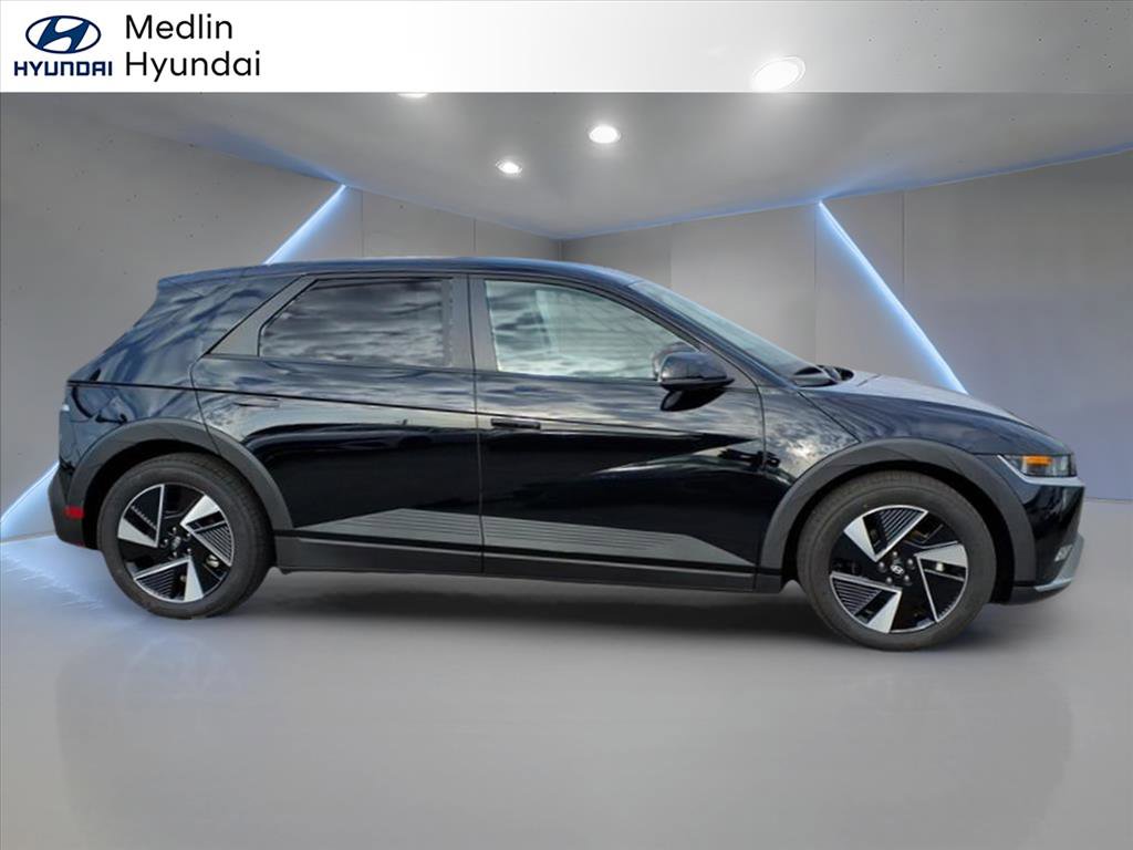 Used 2025 Hyundai IONIQ 5 SE with VIN 7YAKM4DA0SY004294 for sale in Wilson, NC