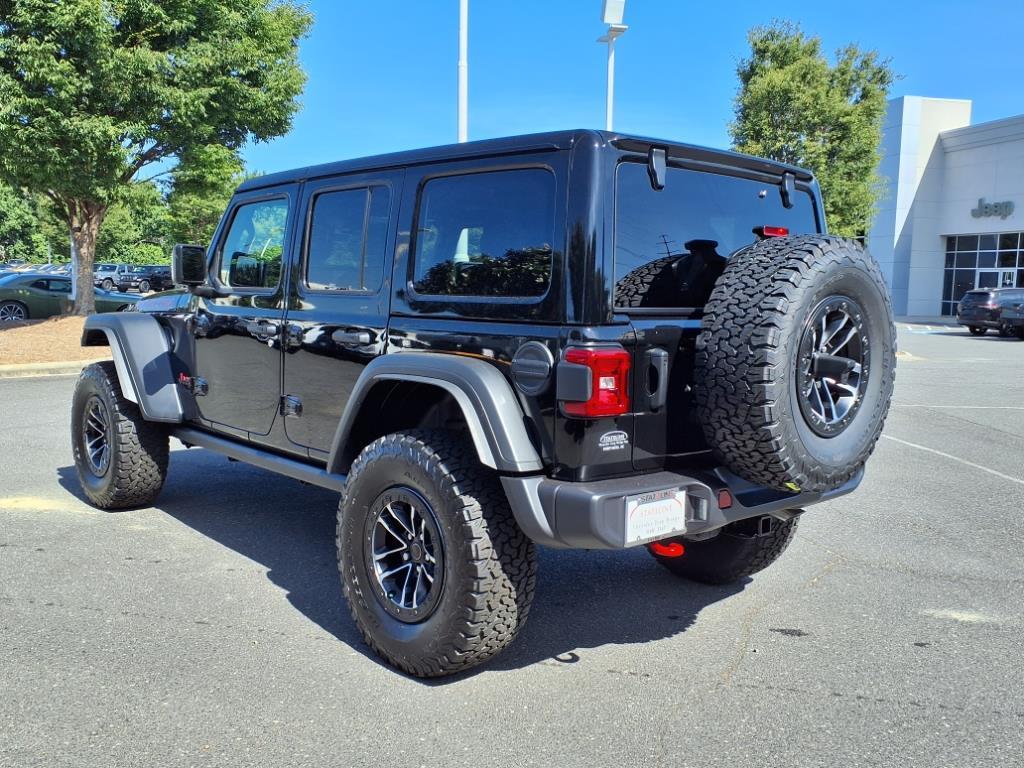 2025 Jeep Wrangler Rubicon photo 18