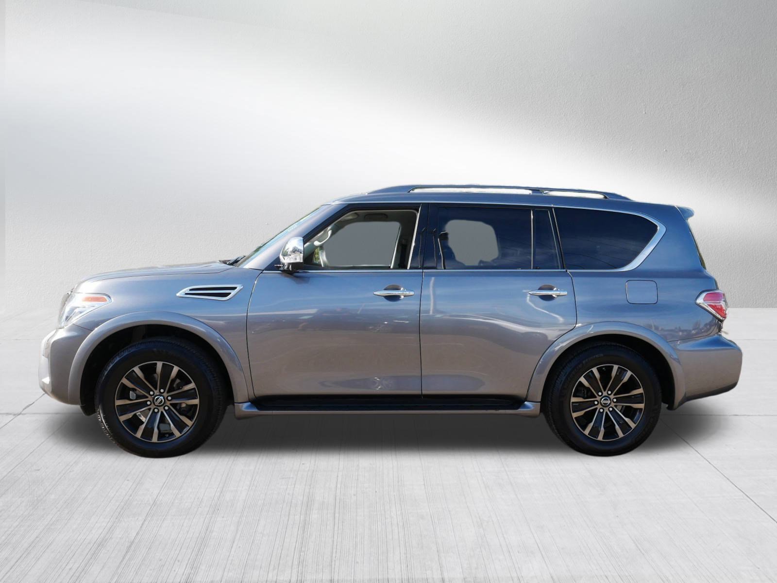 2017 Nissan Armada Platinum photo 4