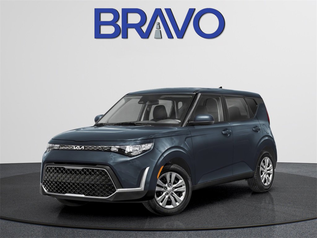 2023 Kia Soul LX's photo