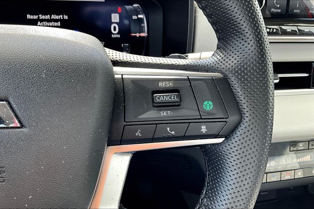 2024 Mitsubishi Outlander SEL photo 15